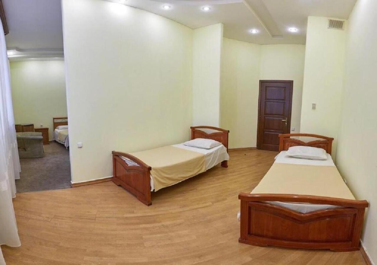 New Bella Hotel Erivan Exterior foto