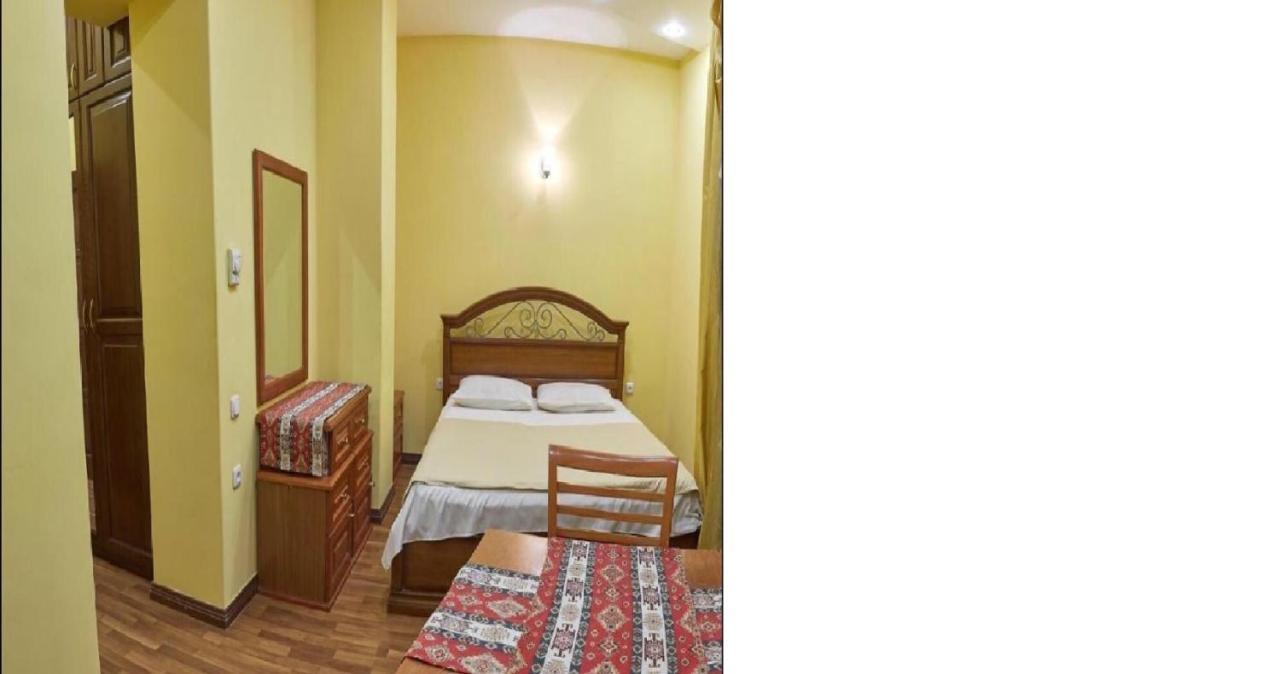 New Bella Hotel Erivan Exterior foto