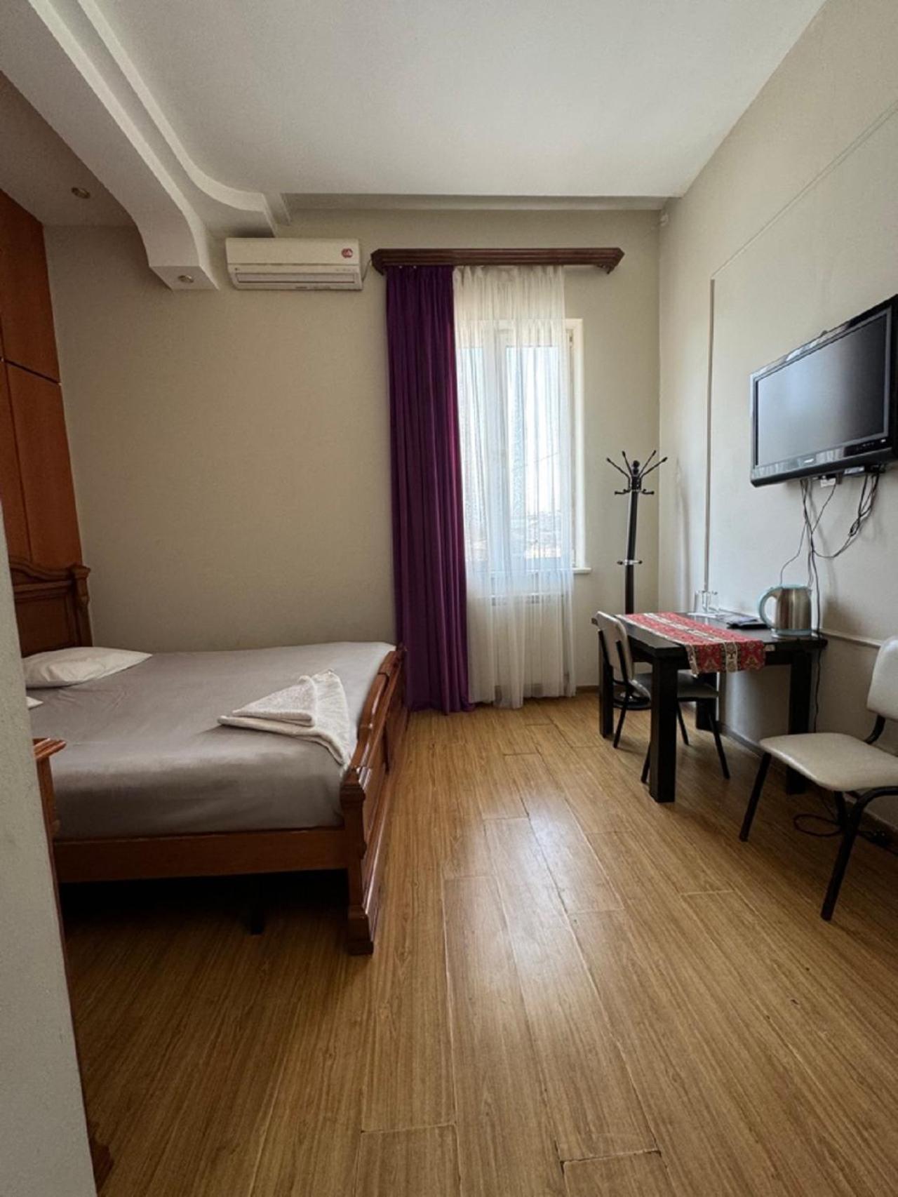 New Bella Hotel Erivan Exterior foto