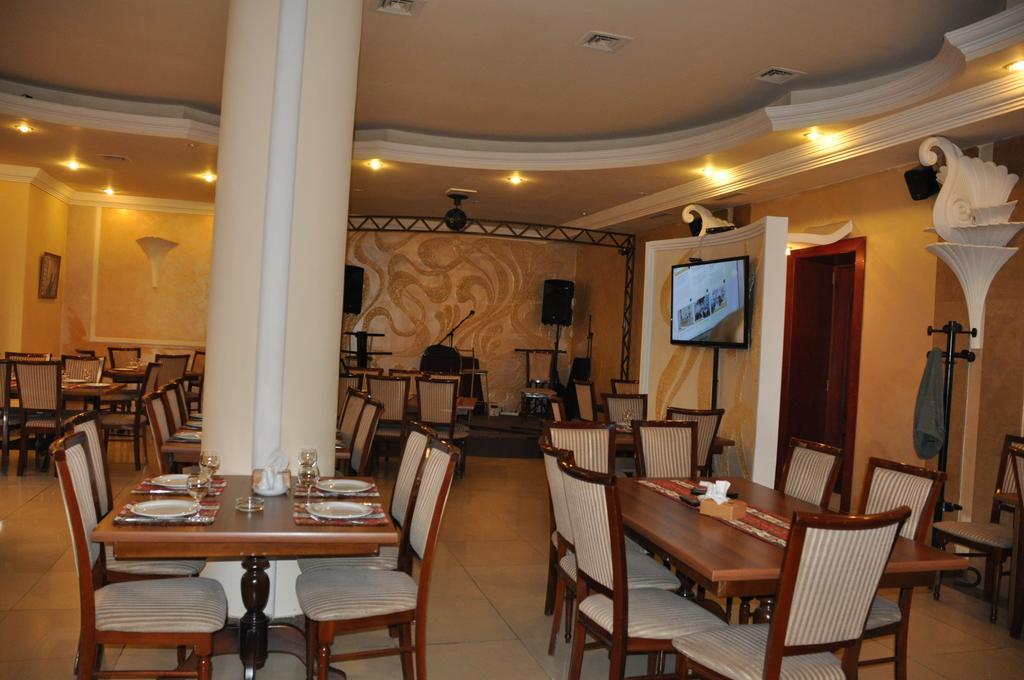 New Bella Hotel Erivan Exterior foto