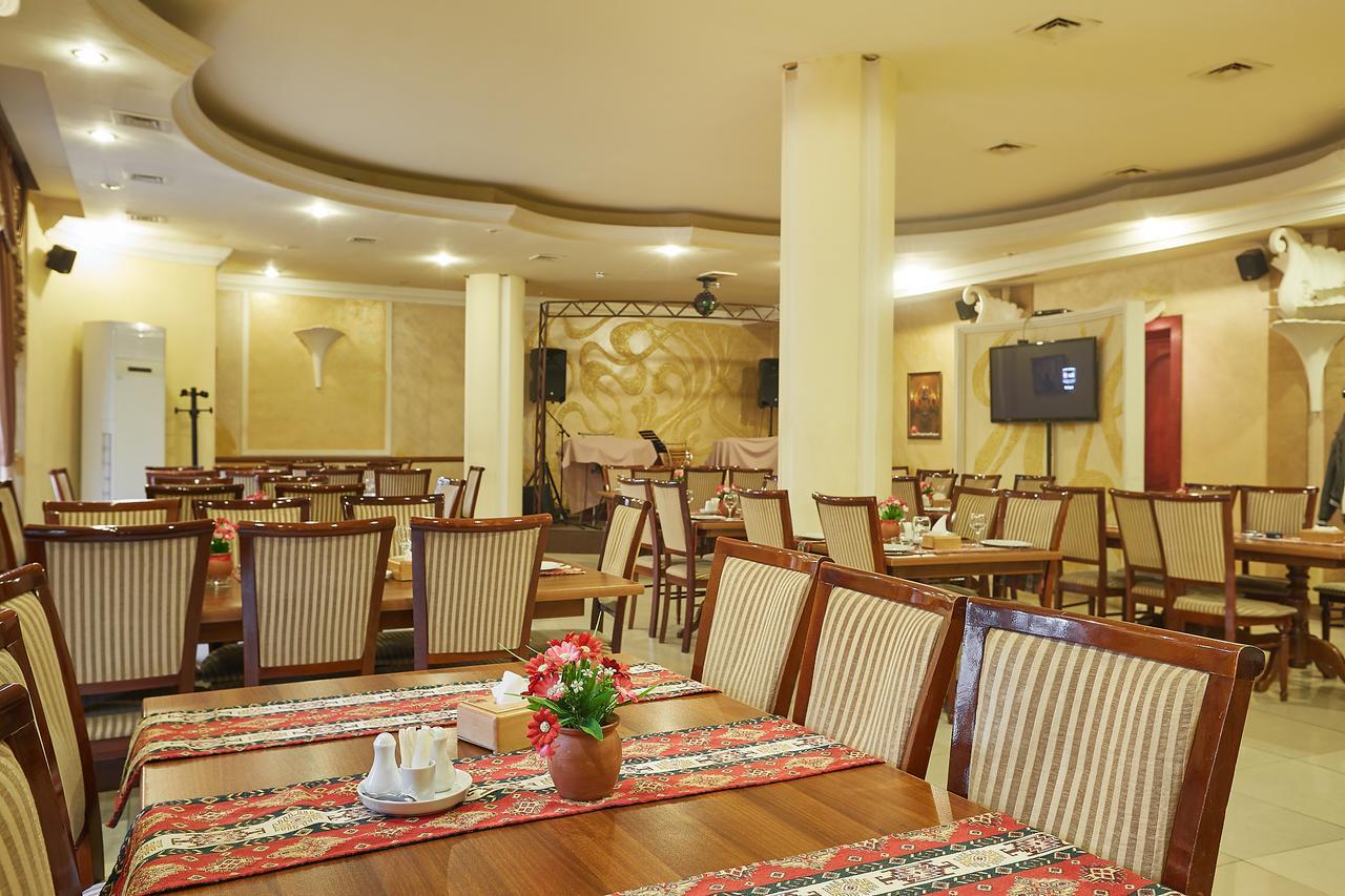 New Bella Hotel Erivan Exterior foto